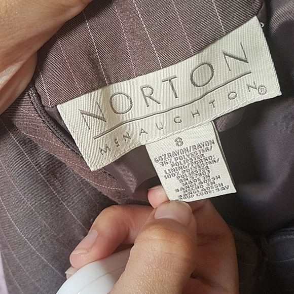 Brown striped skirt - Picture 3 of 4